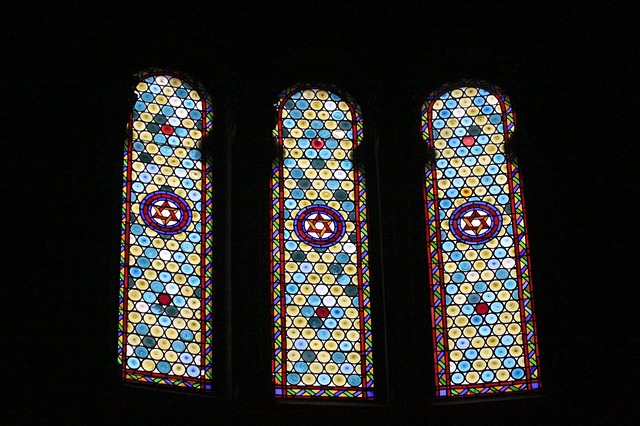 mozaika v oknech